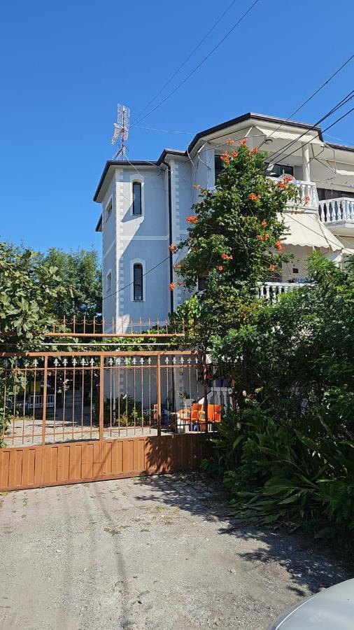 Titi'S Home Velipojë Exterior foto